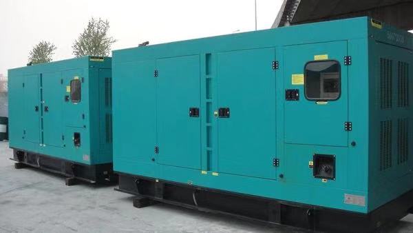 德阳康明斯400kw大型柴油二手发电机组