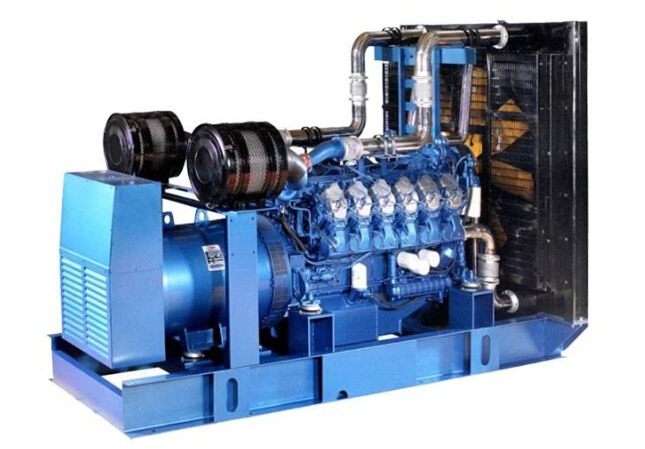 德阳康明斯30kw小型柴油二手发电机组